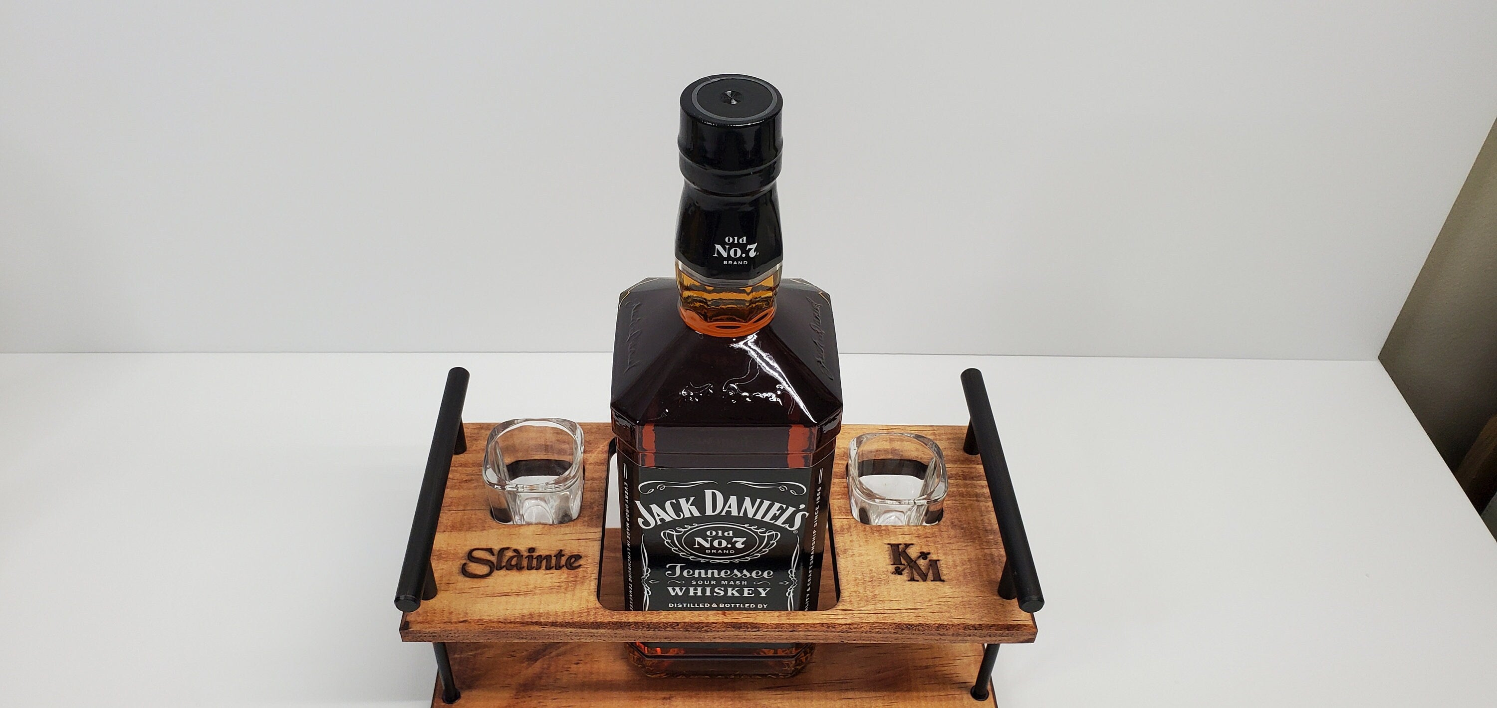 Whiskey, Bourbon Caddy with 2 shot glasses, Wedding Gift for Bourbon Lover, Groomsman, Personalized Whiskey lover gift,Birthday gift for Him